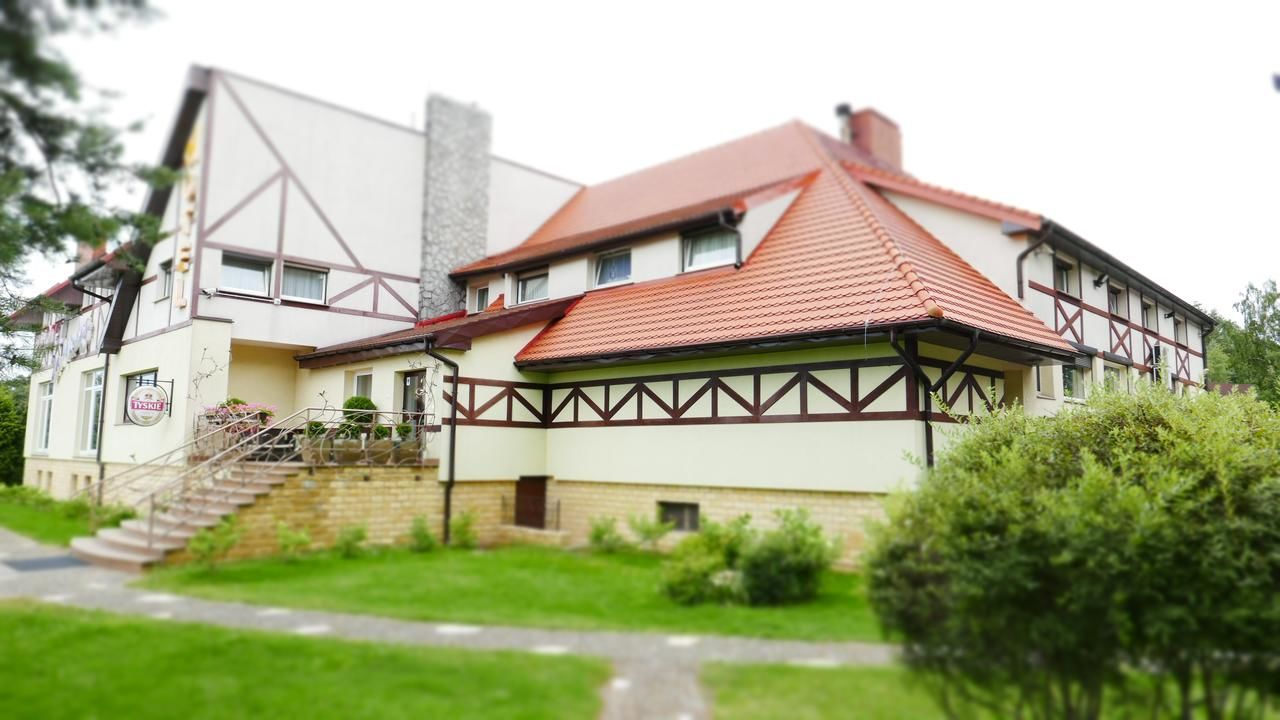 Мотели Motel Za Miedzą Bralin